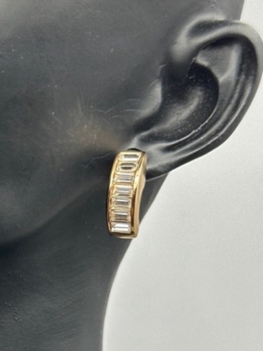 Vintage Christian Dior Baguette Diamond Shiny Gold Huggies Earrings Jewelry CD